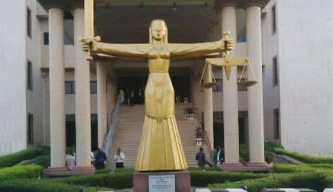 A Federal High Court in has cleared the coast for the registration of a new association of lawyers in Nigeria, following the repeated clamor by rival groups of the Nigerian Bar Association.