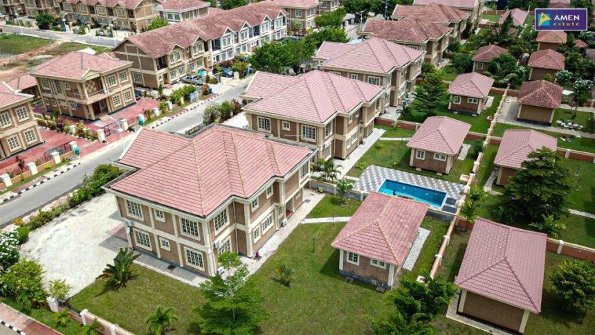 Recent data released by the Nigerian Institution of Estate Surveyors and Valuers (NIESV), Lagos branch, highlights a substantial upswing in land prices, activity, and interest within the Lagos property market