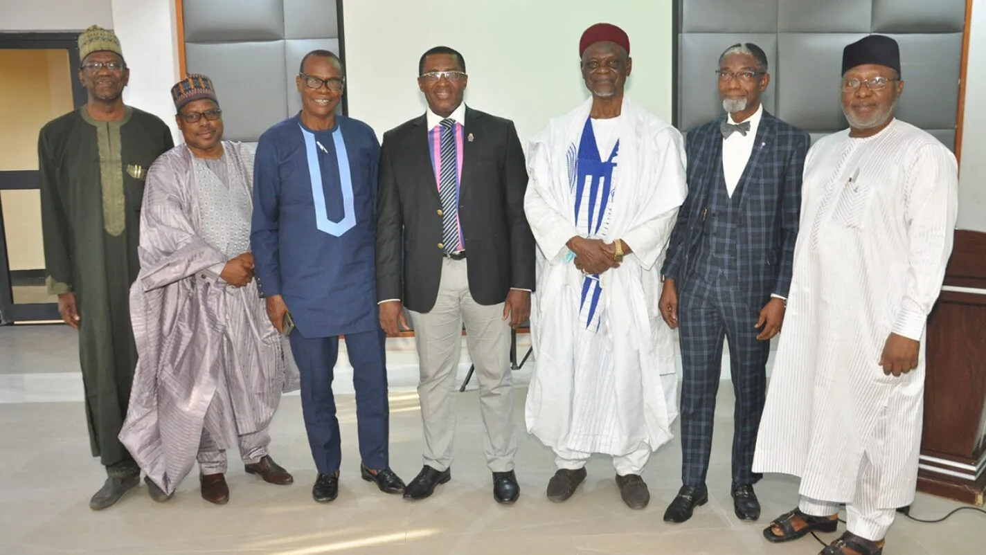 In a call for transformative changes to the budgeting process, former President of the Nigerian Institute of Quantity Surveyors (NIQS), Mr. Samson Emiowele