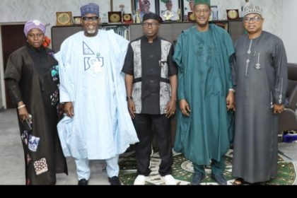 FG Sets Up Committee to Harmonize Shoreline Development Approvals in Lagos