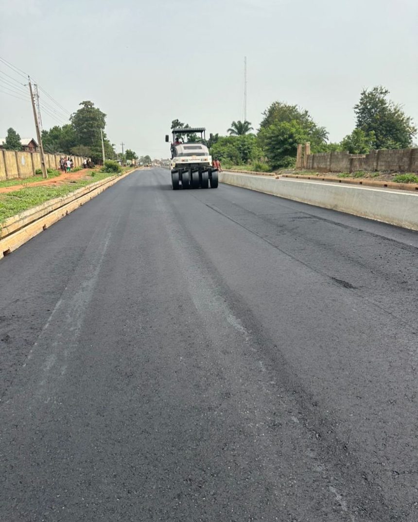 FG Halts Sagamu-Iperu Road Construction Over Substandard Work