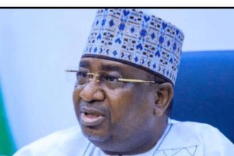 Governor Nasir Idris addressing parents of abducted Kebbi schoolgirls during a visit to Maga community.