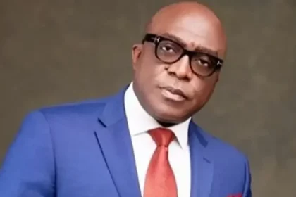 United Nigeria Airlines plane at Nnamdi Azikiwe International Airport, Abuja, following Abuja–Accra route launch.