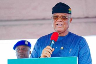 FHA Managing Director Oyetunde Ojo and Governor Umo Eno at the groundbreaking of Renewed Hope Housing Estate in Akwa Ibom.