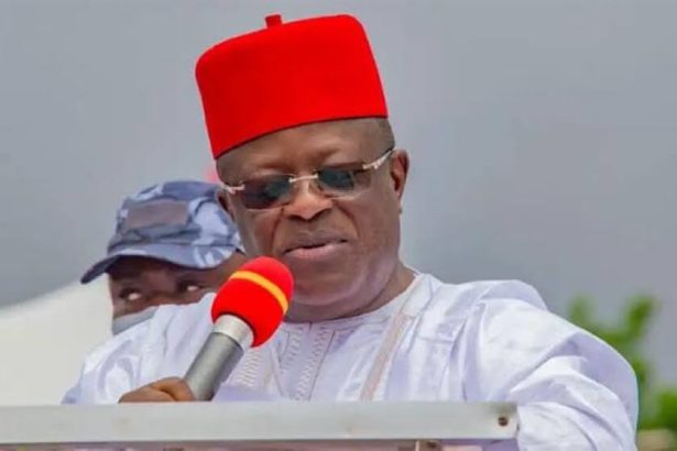 FG to Enforce Full Concrete Road Policy From 2026, Says Works Minister Umahi