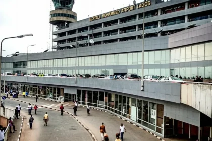 Chaos at Lagos Airport Tollgate as FAAN Enforces Cashless Payment Policy